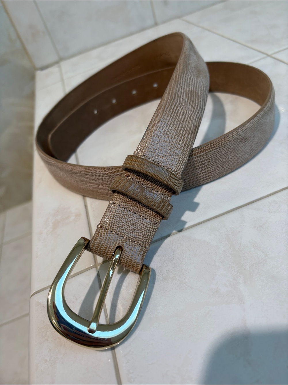 Ann Taylor Taupe Textured Leather Belt with Gold Buckle - Picture 5 of 10